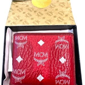 MCM Red Wallet Full Inclusion
